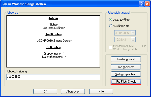 Dialogfeld "Job in Warteschlange stellen". Der Pre-Flight Check wird hervorgehoben.