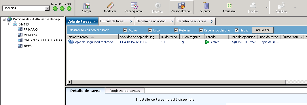 Gestor del estado de la tarea. Se selecciona un servidor de organizador de datos y contiene el historial de tareas en la ficha Historial de tareas.