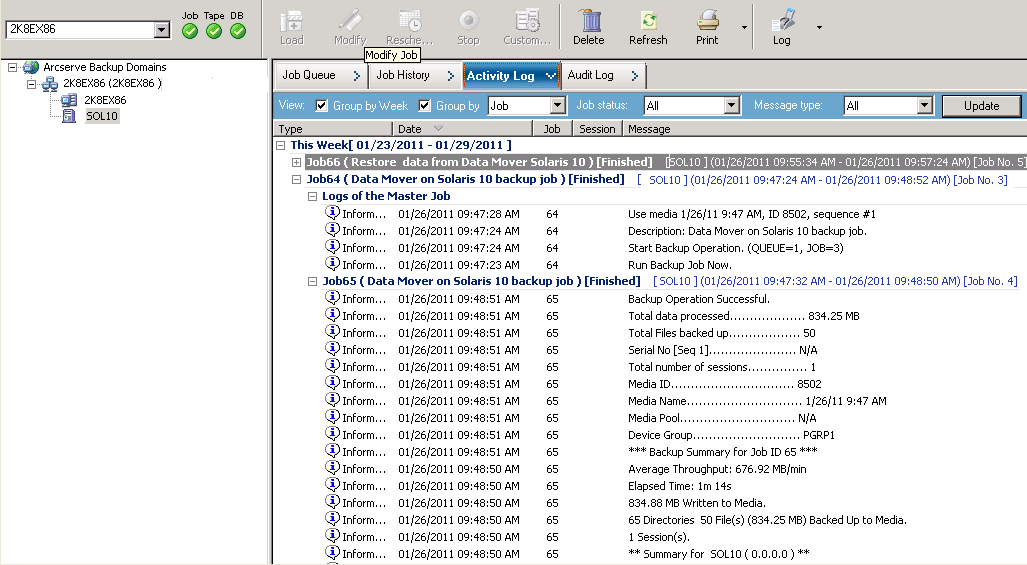 [工作狀態管理員] 進行監控。已選取資料移動器伺服器，且在 [活動日誌] 索引標籤上包含工作詳細資料。